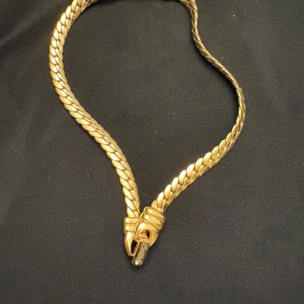 necklace - Picture 2 of 3